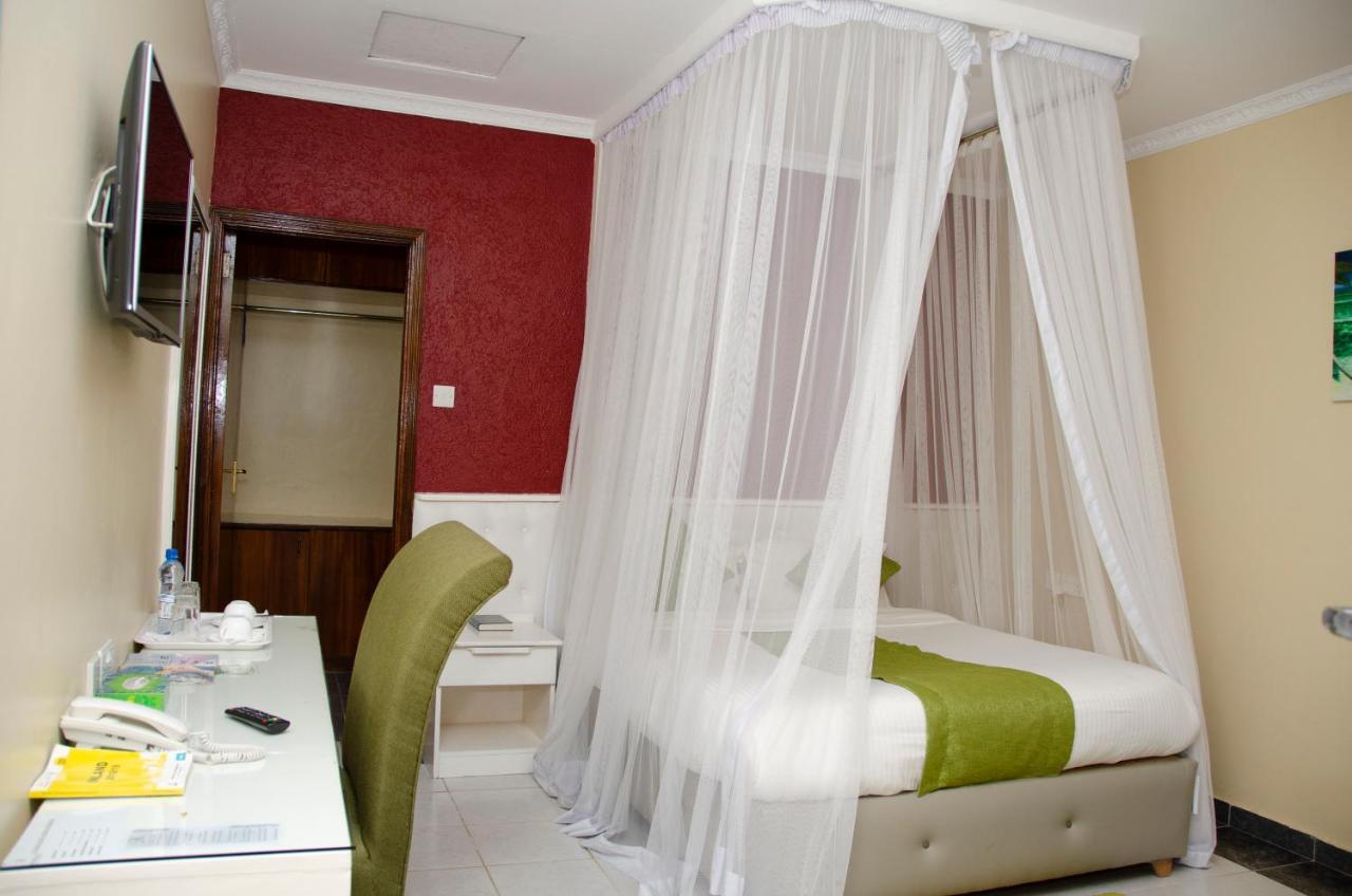 The Noble Hotel & Conference Centre Eldoret Exterior foto